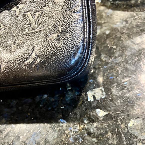 Louis Vuitton Pochette Métis Empreinte - Picture 3 of 12